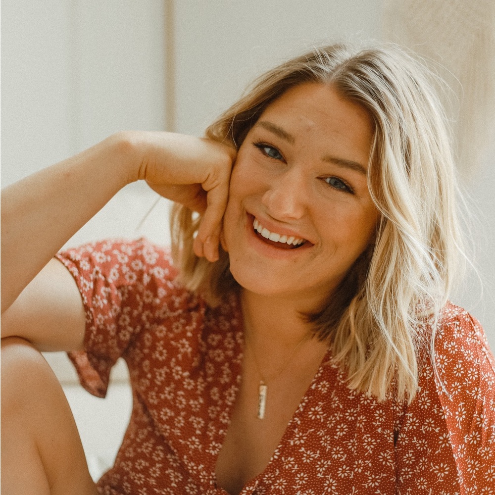 Meet your Posher, Maddie